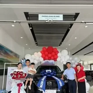 Hoạt động tư vấn và giao xe Mazda tại Bình Phước 1
